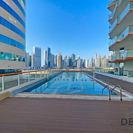 Intimate Studio At Millennium Binghatti Residence Business Bay By Deluxe Holiday Homes ดูไบ ภายนอก รูปภาพ